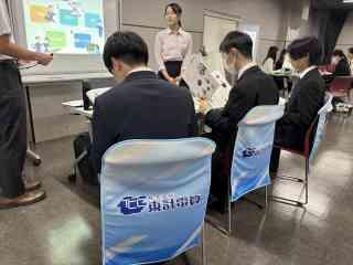 https://www.komazawa-u.ac.jp/campuslife/career/event/IMG_5434.jpg