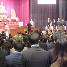 令和6年度入学式　経営学部新入生による入学の誓い