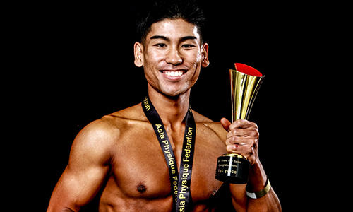 AF帝 公認大会優勝経験 多数 経営学部経営学科4年の赤嶺友来さんが「GRANDPRIX Series APF FIRST